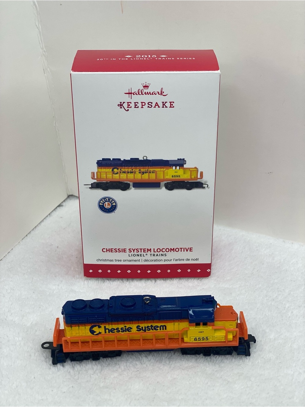 Hallmark Keepsake 2015 Ornament Lionel Chessie System Locomotive Train QX9047